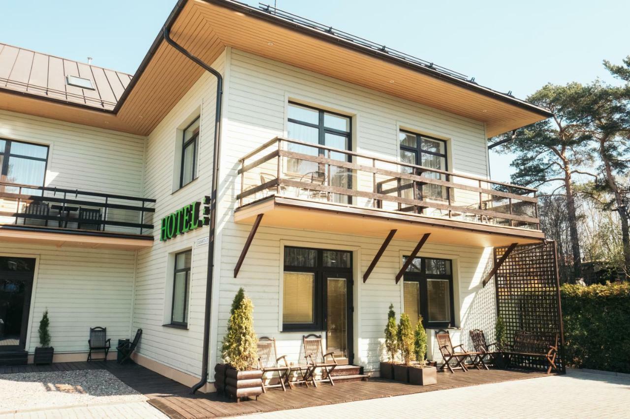Hotel Vila Diemedis Palanga Buitenkant foto