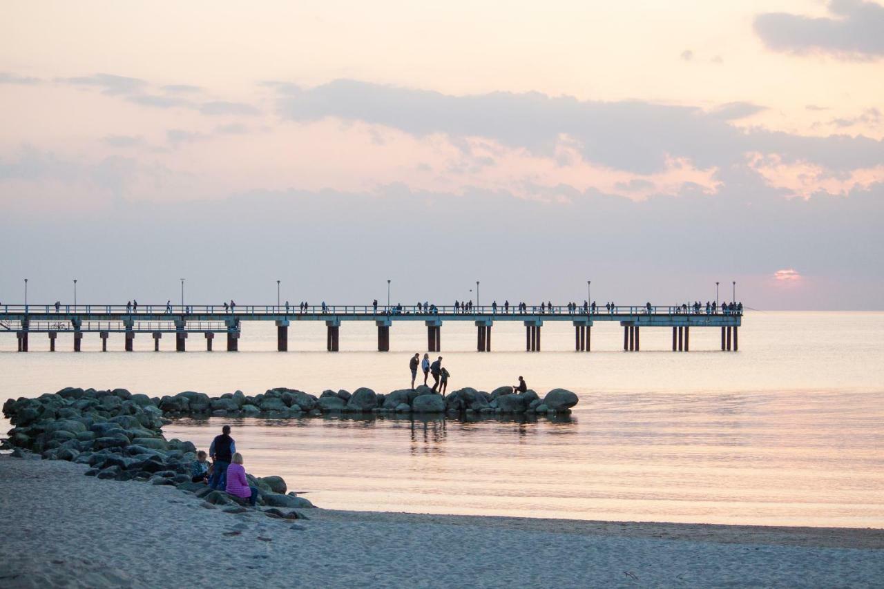 Hotel Vila Diemedis Palanga Buitenkant foto
